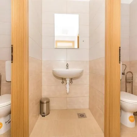 شقة Family-friendly With Swimming Pool Plano, - 24056 *