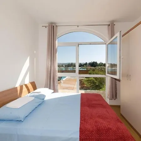 شقة Family-friendly With Swimming Pool Plano, - 24056 *